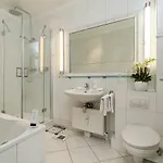 Strandhotel Monbijou Gmbh Garni Hotel
