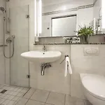 Strandhotel Monbijou Gmbh Garni 베스터란트
