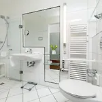 Strandhotel Monbijou Gmbh Garni 호텔