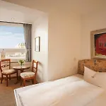 Strandhotel Monbijou Gmbh Garni 4* Westerland
