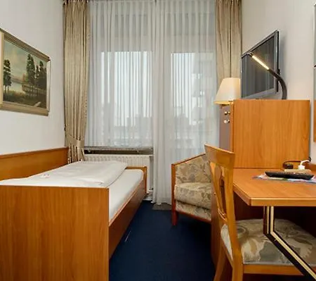 Hotel Strandhotel Monbijou Gmbh Garni 4*