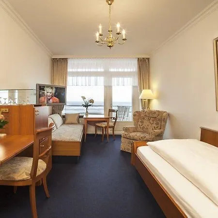 Strandhotel Monbijou Gmbh Garni Hotel
