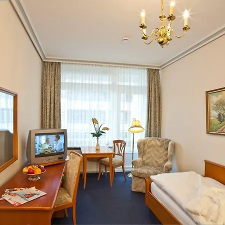 Strandhotel Monbijou Gmbh Garni Hotel