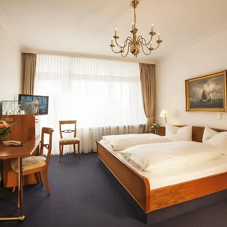 Strandhotel Monbijou Gmbh Garni Westerland