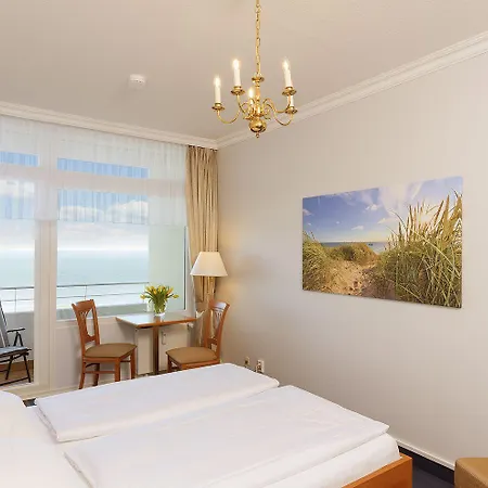 Strandhotel Monbijou Gmbh Garni Hotel 4*