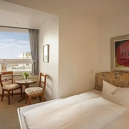 Strandhotel Monbijou Gmbh Garni 4*
