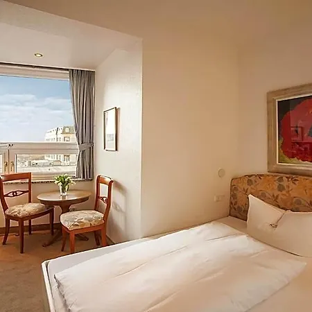 Strandhotel Monbijou Gmbh Garni 4*