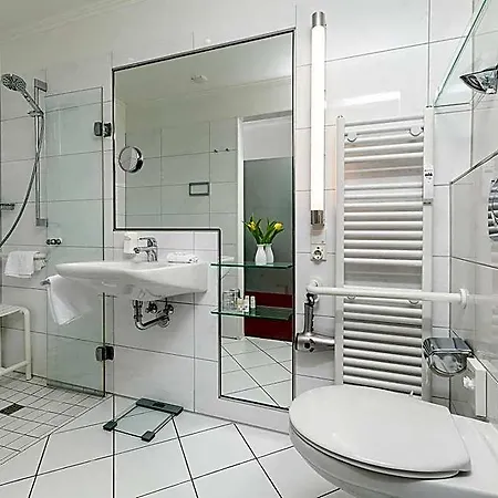 Strandhotel Monbijou Gmbh Garni Hotel Westerland
