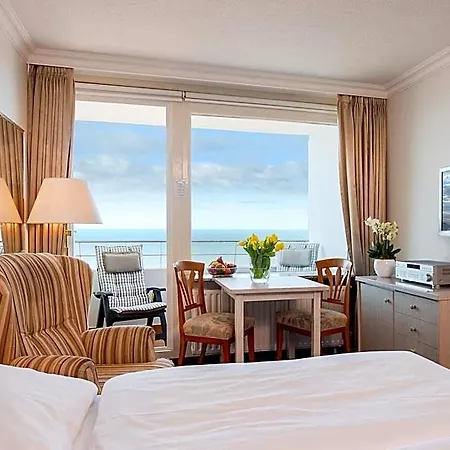 Strandhotel Monbijou Gmbh Garni 4* Westerland