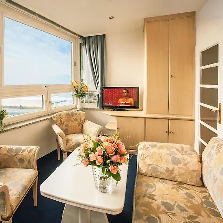 Strandhotel Monbijou Gmbh Garni 4* Vesterland