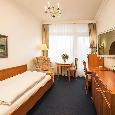 Strandhotel Monbijou Gmbh Garni 4*