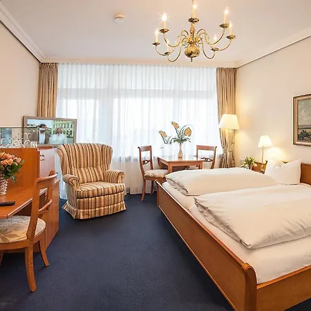 Strandhotel Monbijou Gmbh Garni