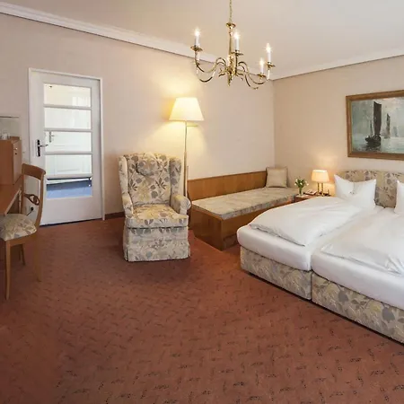 Strandhotel Monbijou Gmbh Garni Hotel 4*