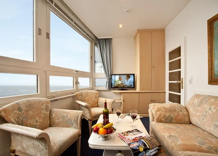 Strandhotel Monbijou Gmbh Garni מלון ווסטרלנד