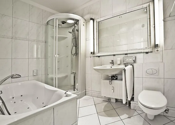 Strandhotel Monbijou Gmbh Garni 4*