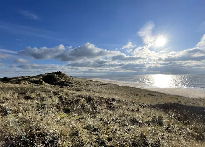 Strandhotel Monbijou Gmbh Garni מלון ווסטרלנד