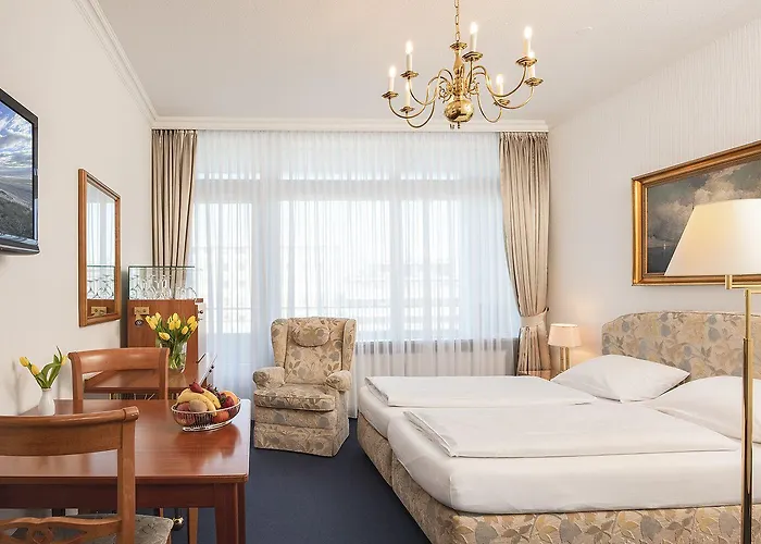Szálloda Strandhotel Monbijou Gmbh Garni 4*
